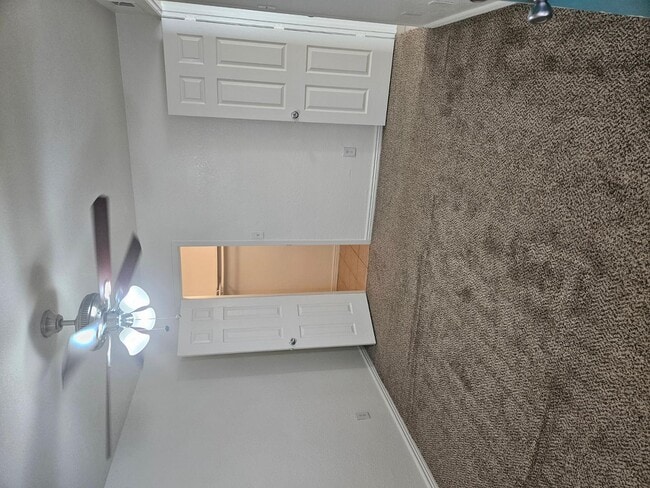 Building Photo - 1310 S Hardy Dr