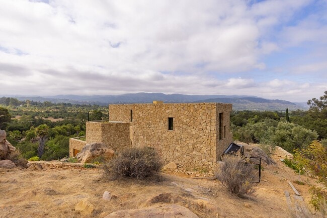 Building Photo - Masterpiece on a hill