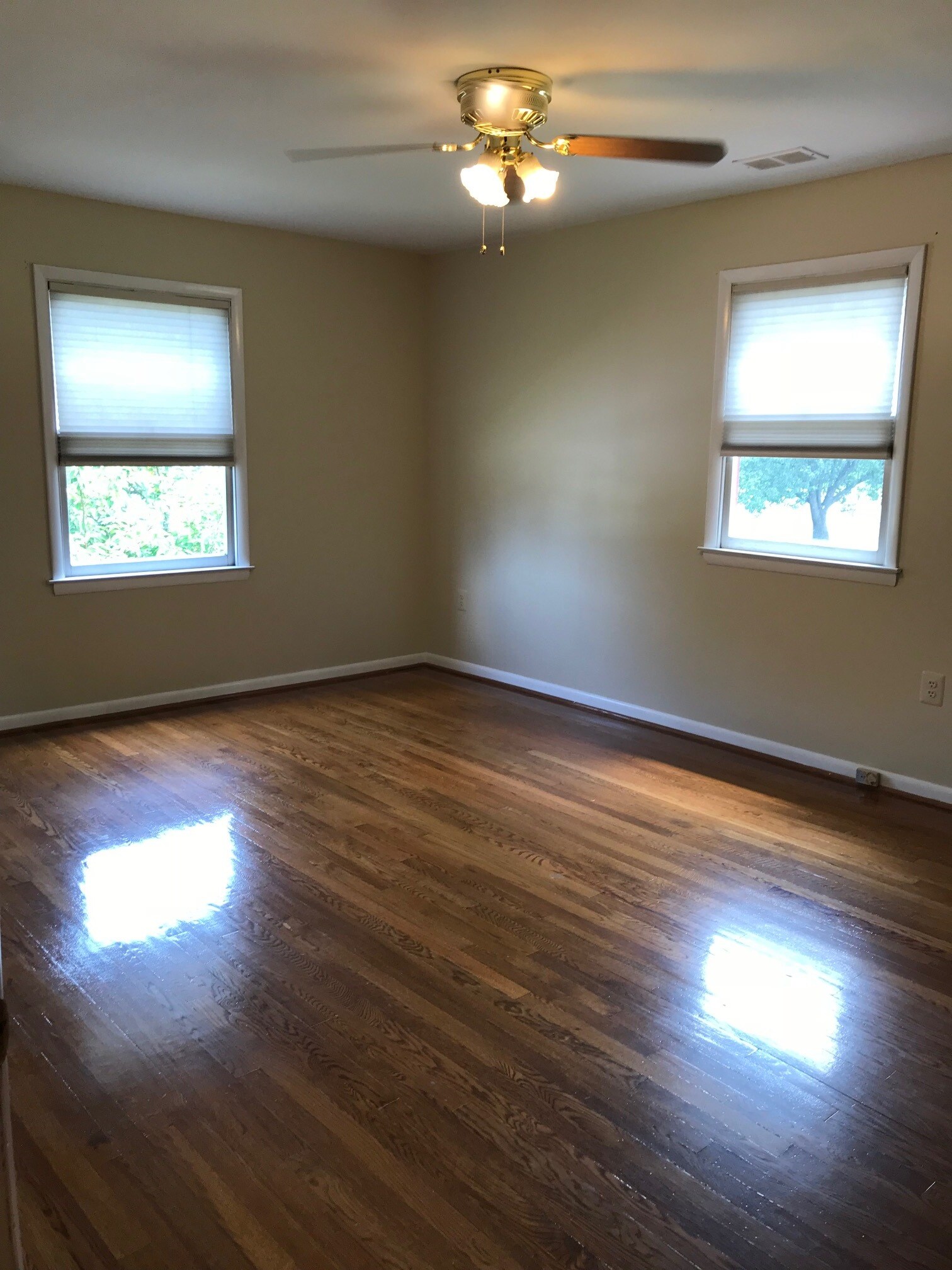 2nd bedroom (Primary) - 9044 Rhode Island Ave