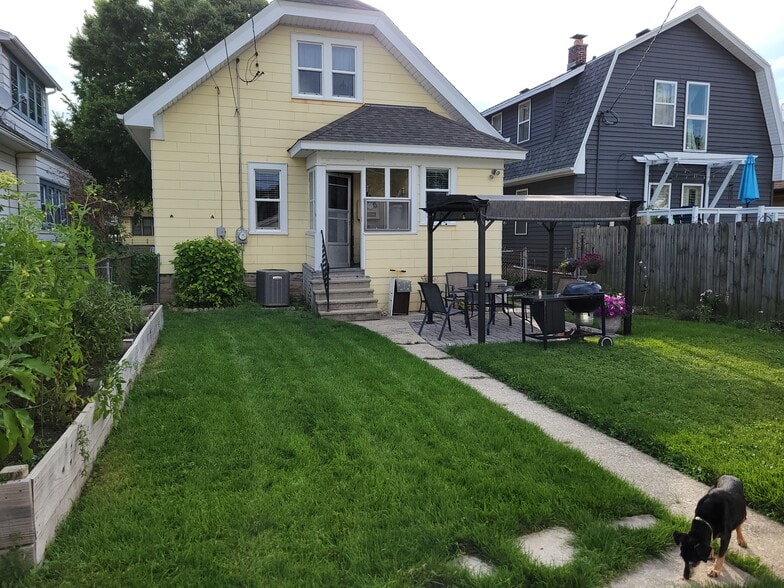 Back Yard - 2143 S 68th St
