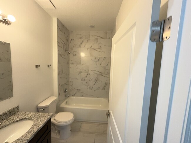 Building Photo - 298 W Bolero Pl