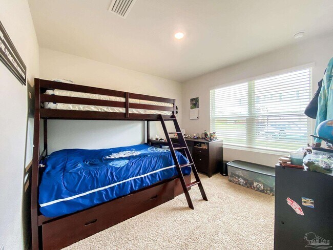 Building Photo - 5601 Guinevere Ln