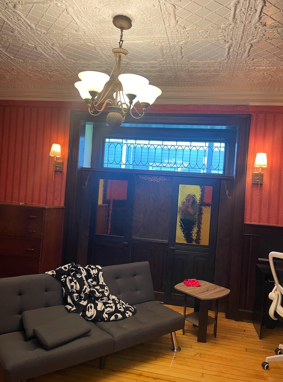 Building Photo - 55 N Pine Ave