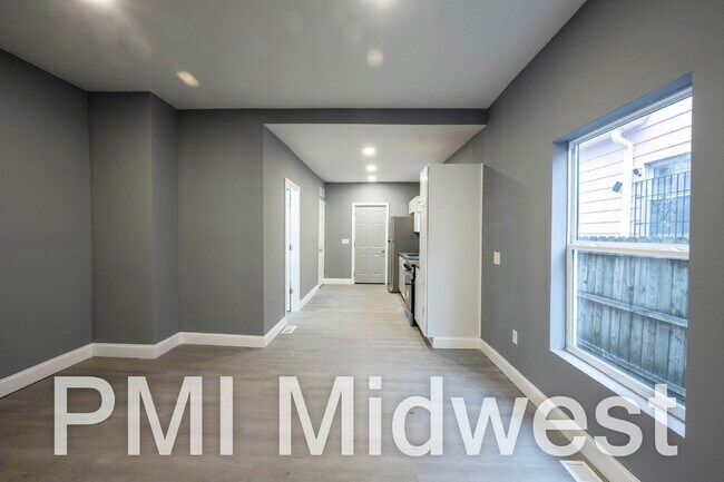 Building Photo - "Charming 2-Bed, 2-Bath Duplex at 119 North Colorado Ave – Your Cozy 1008 Sq Ft Home Awaits!"