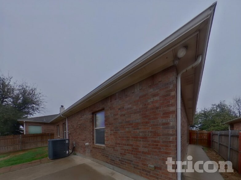 Building Photo - 837 Jodie Dr