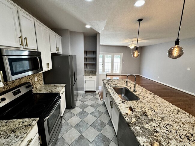 Building Photo - Available 11-06-25! Some Utilities Include...