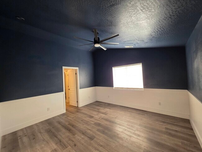 Building Photo - 6009 Pimlico Dr