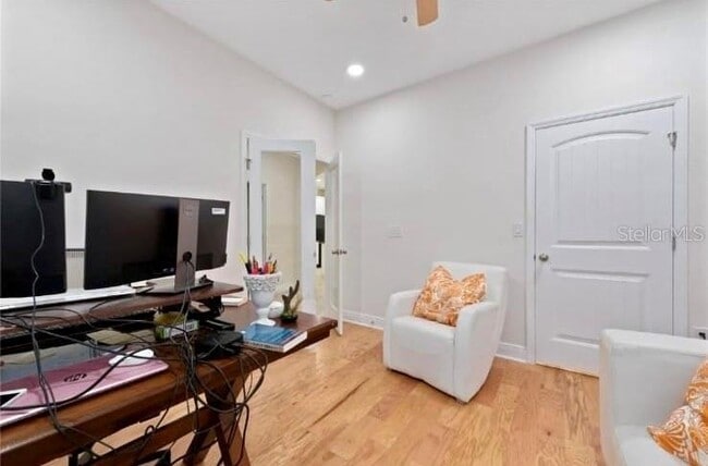 Building Photo - 2403 Beacon Landing Cir