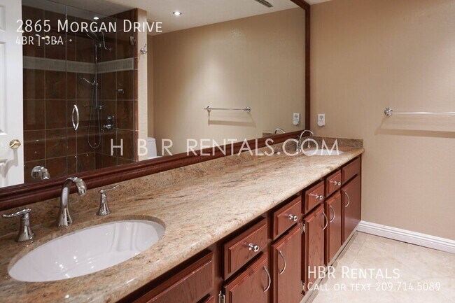 Building Photo - 2865 Morgan Dr