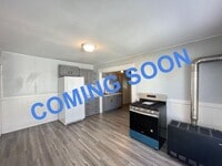 Building Photo - 398 Amory St