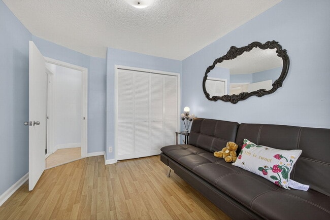 Building Photo - 798 Blueberry Dr