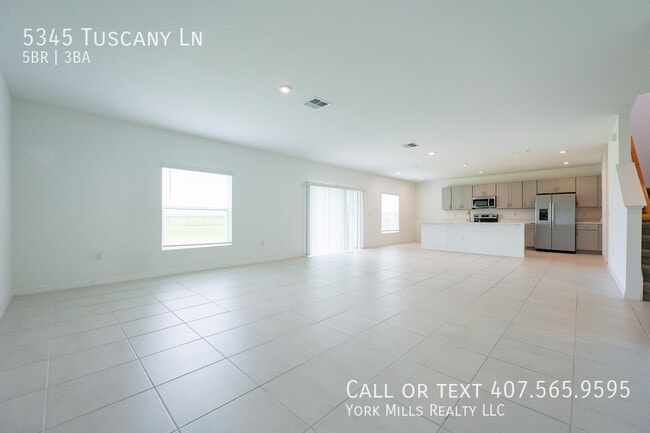 Building Photo - 5345 Tuscany Ln