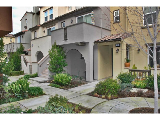 Building Photo - 66 Muller Pl