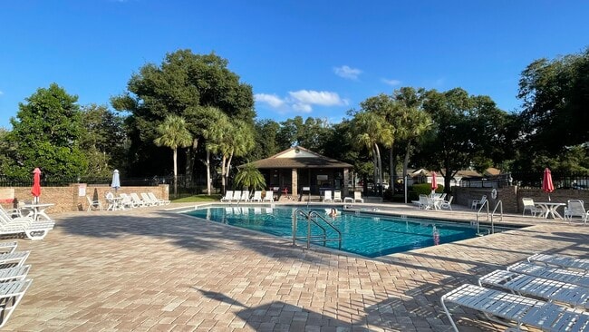 Building Photo - 2446 Briarcreek Dr