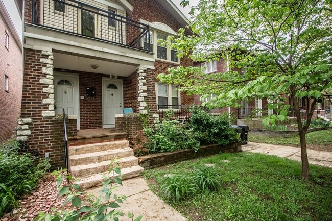 Building Photo - 846 Pennsylvania Ave