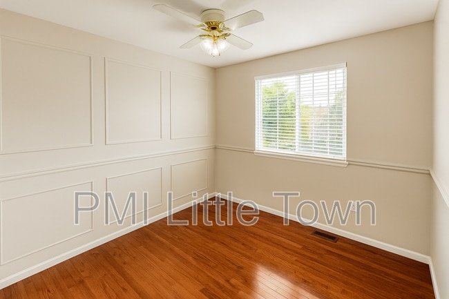 Building Photo - 4884 S Liverpool Ct
