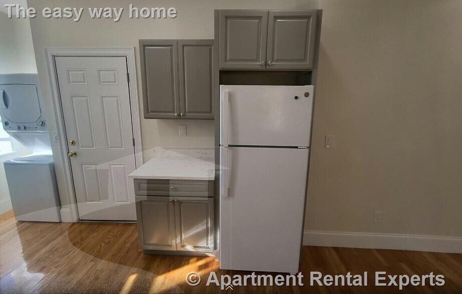 Building Photo - 2036 Massachusetts Ave