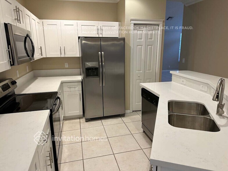 Building Photo - 6763 Coral Reef St