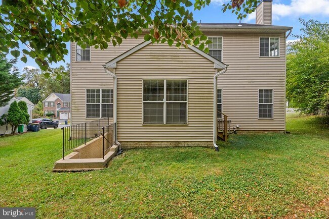 Building Photo - 8913 Tonbridge Terrace