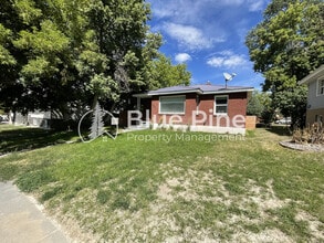 Building Photo - 662 K St