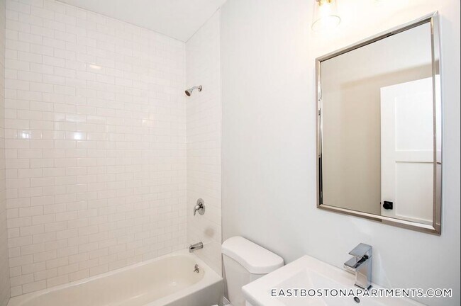 Building Photo - 66 Lubec St