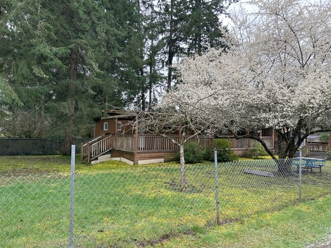 Building Photo - 416 Duterrow Rd SE