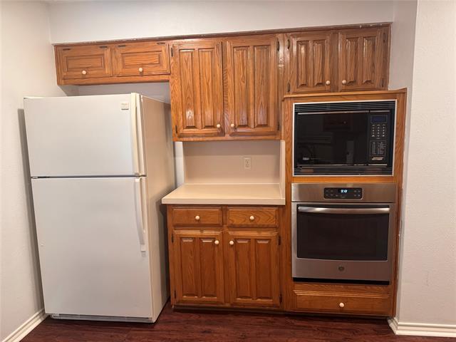Building Photo - 3304 Scarlet Oak