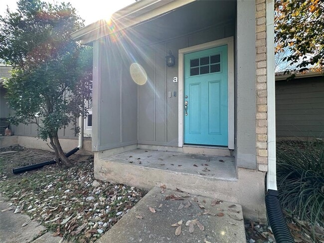 Building Photo - 6713 West Gate Blvd