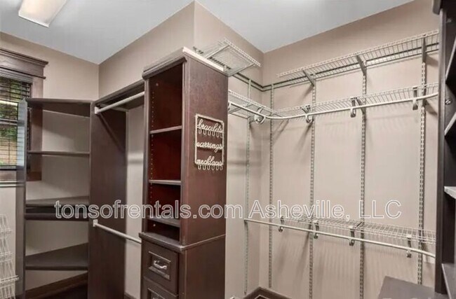 Building Photo - 91 Watershed Way