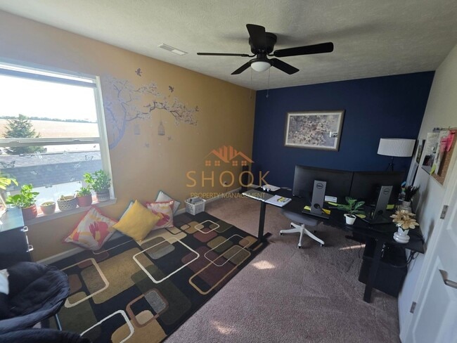 Building Photo - MOVE IN SPECIAL OF THE YEAR! Sign a lease ...