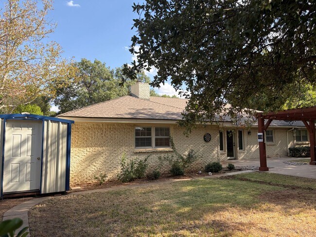 Building Photo - 3308 55th St