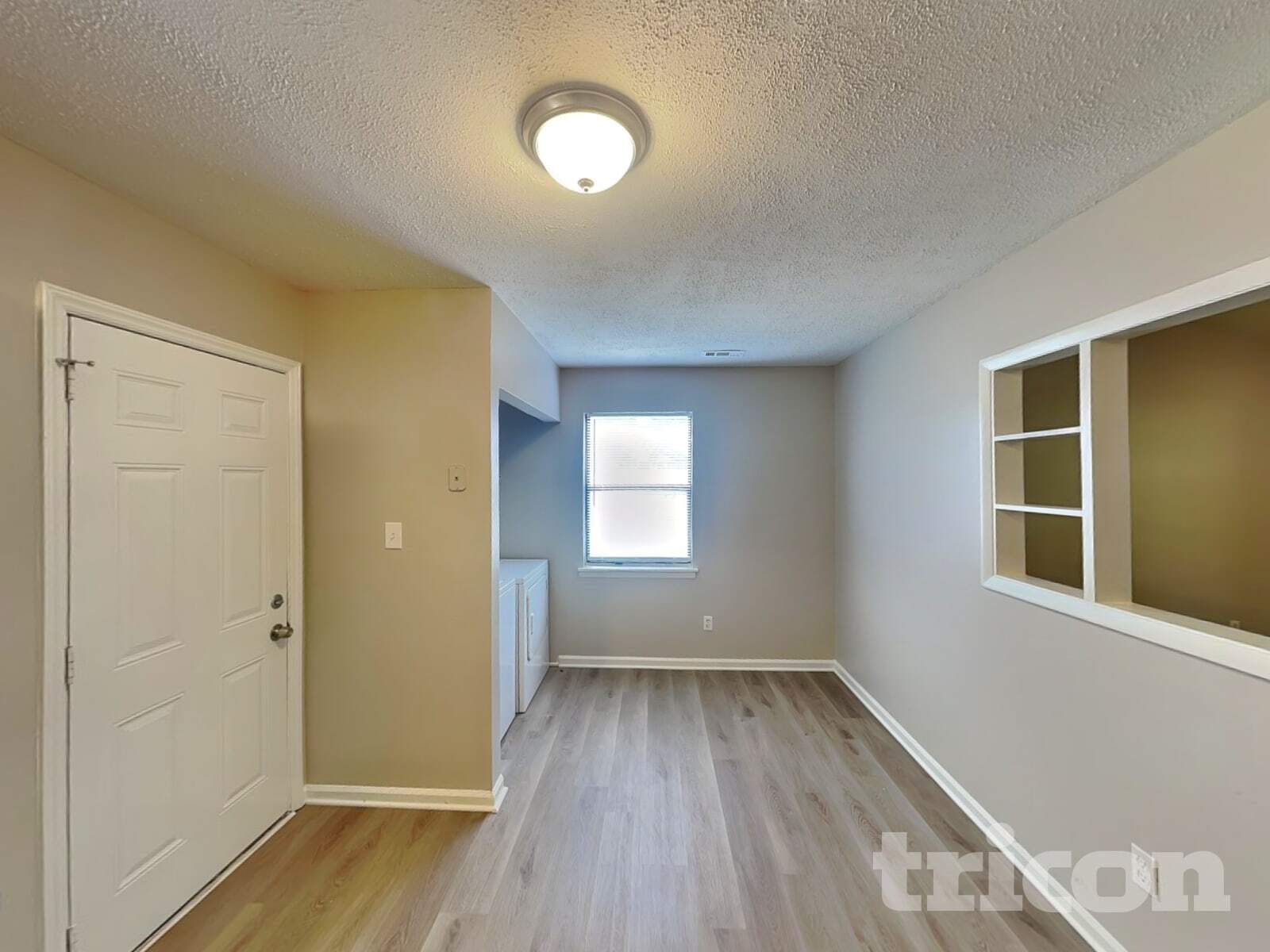 Building Photo - 6631 Flat Rock Dr