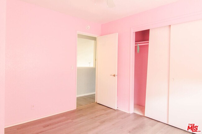 Building Photo - 45809 Evelyn Ct