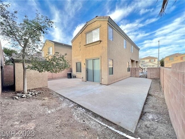 Building Photo - 337 Bright Sumac Ct