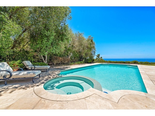 Building Photo - 11 Greens Bluff