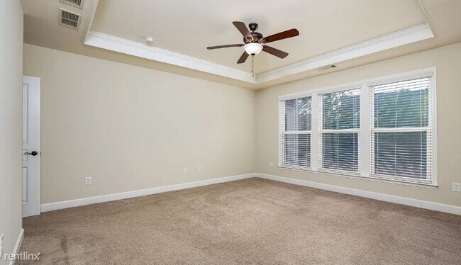 Building Photo - 2 br, 2 bath House - 400 Larch Looper Drive