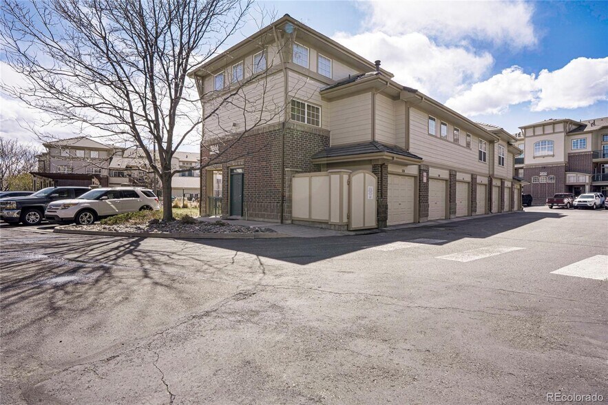 Building Photo - 3890 S Dayton St