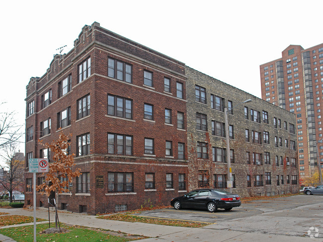 Building Photo - Holland Apartment