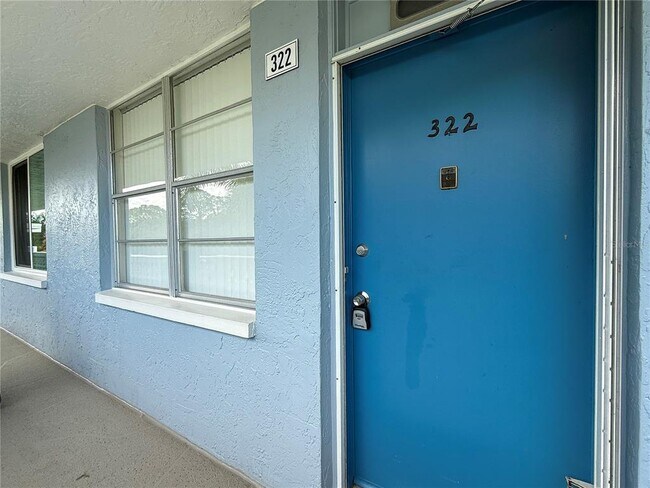 Primary Photo - 4880 Locust St NE