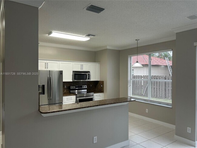 Building Photo - 16120 Opal Creek Dr