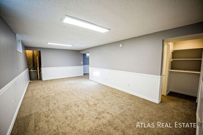 Building Photo - 16232 W 13th Ave