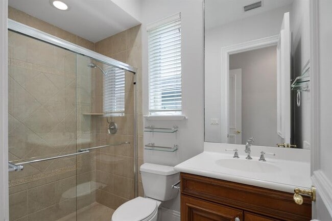 Building Photo - 501 Golden Harbour Dr