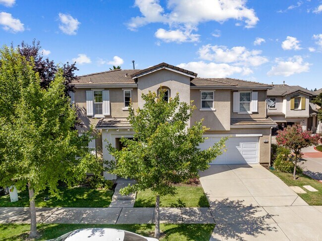 Building Photo - NICE TWO STORY TOWNHOME IN NATOMAS!
