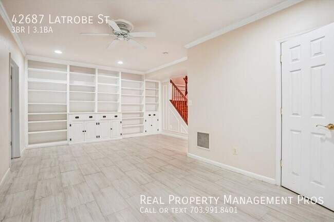 Building Photo - 42687 Latrobe St