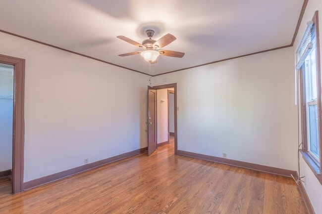 Building Photo - 2226 Redondo Blvd