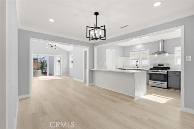 Building Photo - 8460 Truxton Ave