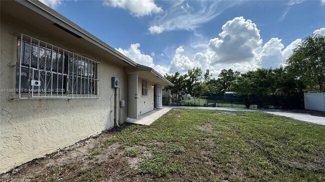 Building Photo - 2740 NW 9th St