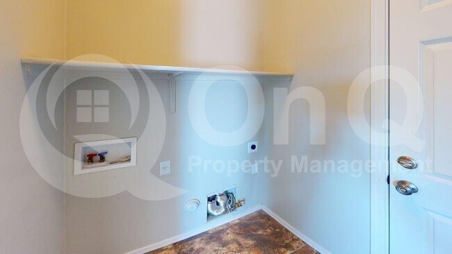 Building Photo - 6780 S Via Molino De Viento