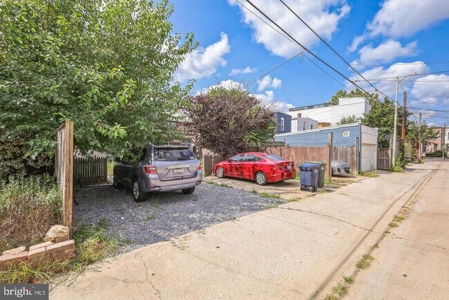 Building Photo - 75 P St NW