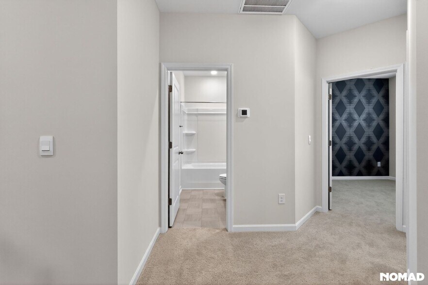 Building Photo - 821 Washington St